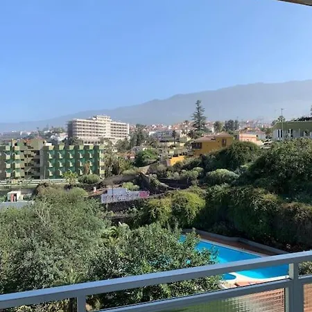 Modernes Mit Bergblick Und Grossen Pool Apartamento