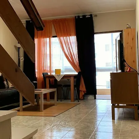 Apartamento Modernes Mit Bergblick Und Grossen Pool *